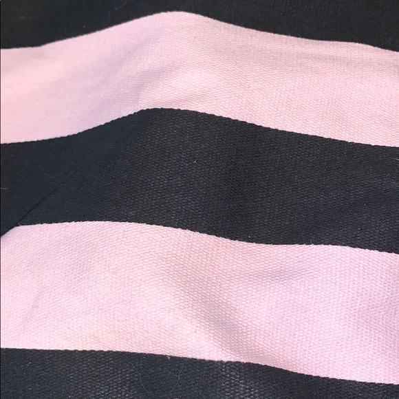 🌵 Victoria secret extra large duffle bag - Picture 6 of 6